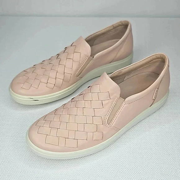 Ecco Shoes - Ecco Women's Blush Pink Leather Woven Slip-on Sneaker Size 9